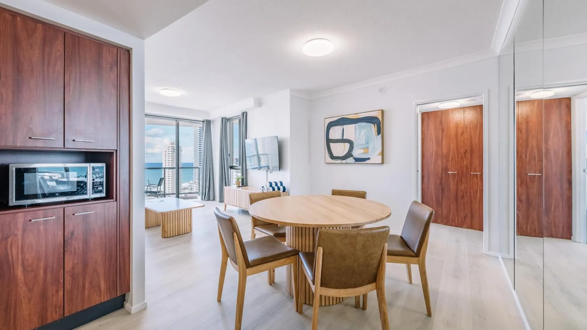 Resort Style Chevron Apartments Surfers Paradise By Gold Coast Travels